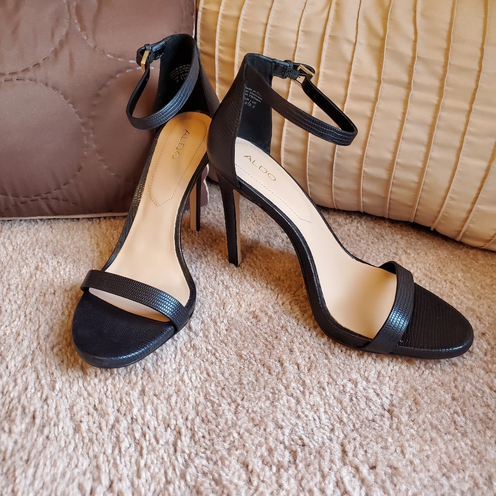 Black Aldo Heels